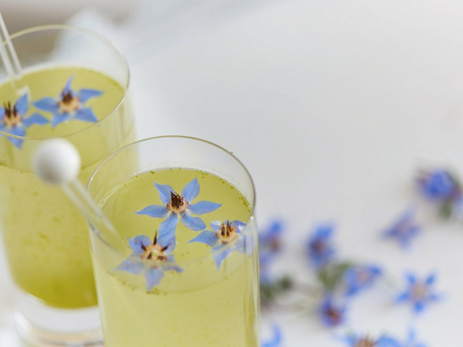 6-Floral-Cocktail-Recipes-Youll-Love-This-Summer11