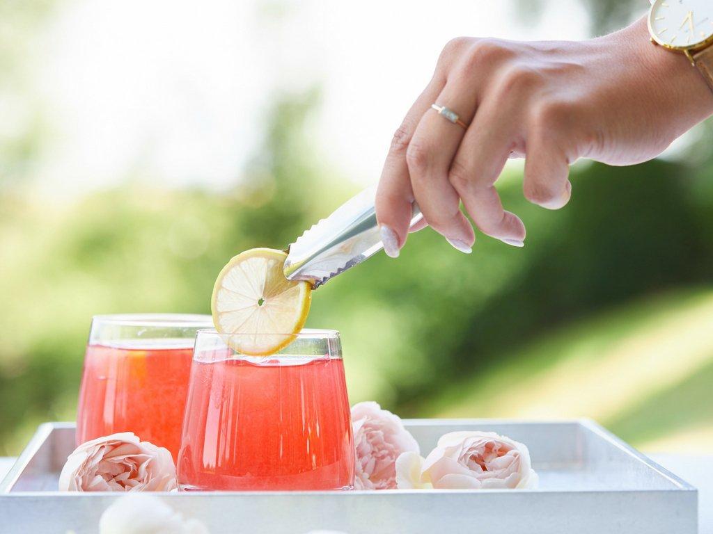 6-Floral-Cocktail-Recipes-Youll-Love-This-Summer9