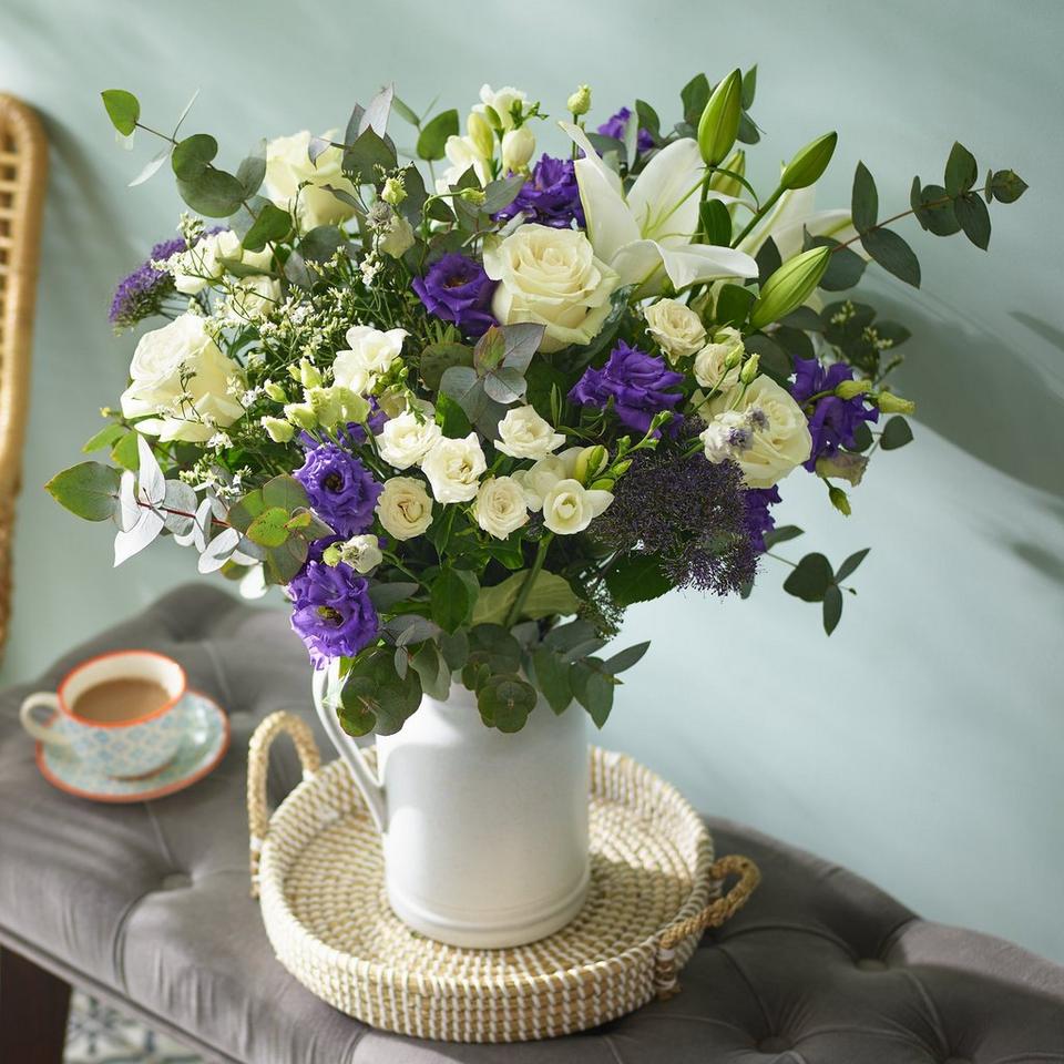 Image 3 of 5 of Luxury Lisianthus & Roses Bouquet
