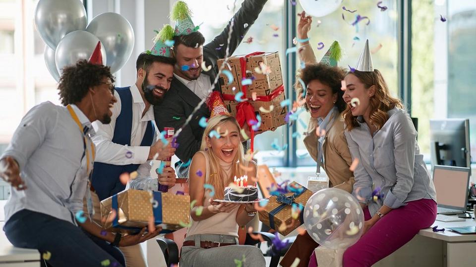 Birthday-celebrations-at-work