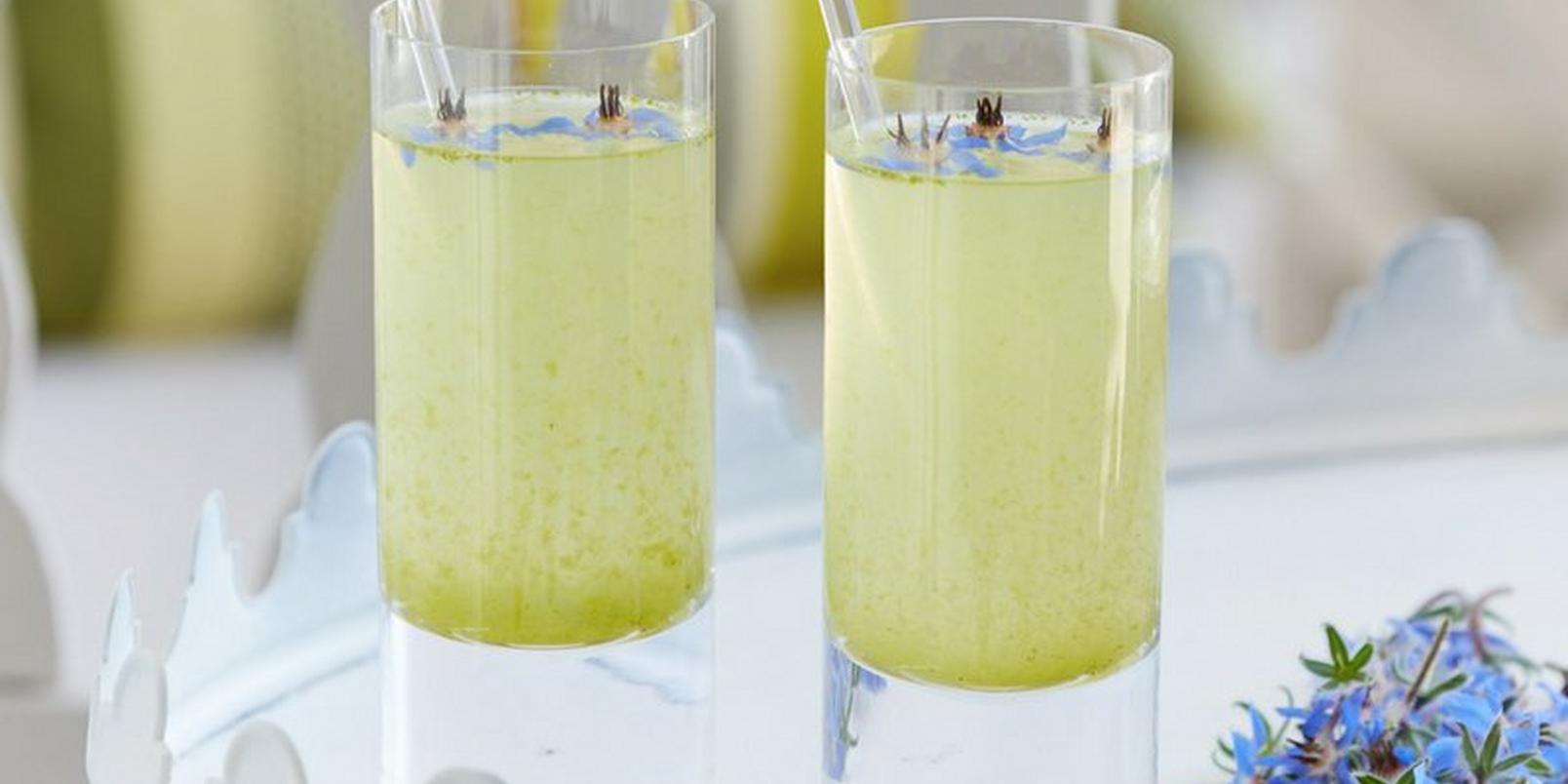 Borage-Lemonade-summer-cocktail