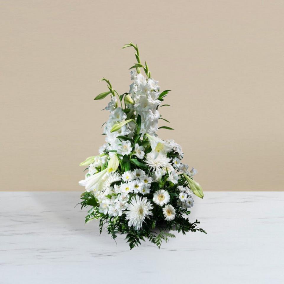 Funeral Vertical Centre in white tones