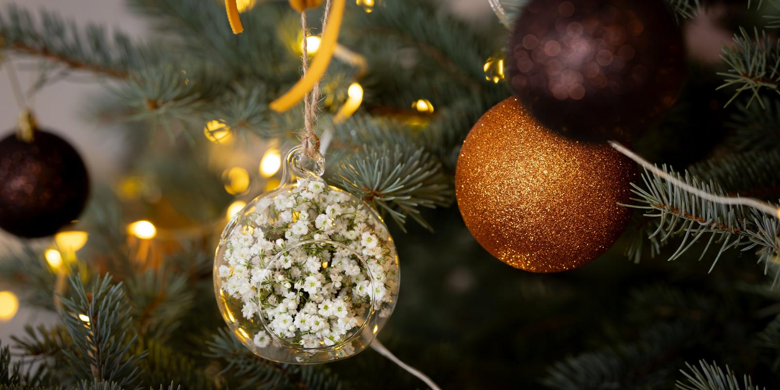Christmas Decs 4