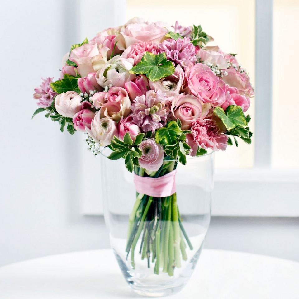 Image 1 of 1 of Beautiful Bouquet in Pastel Colours