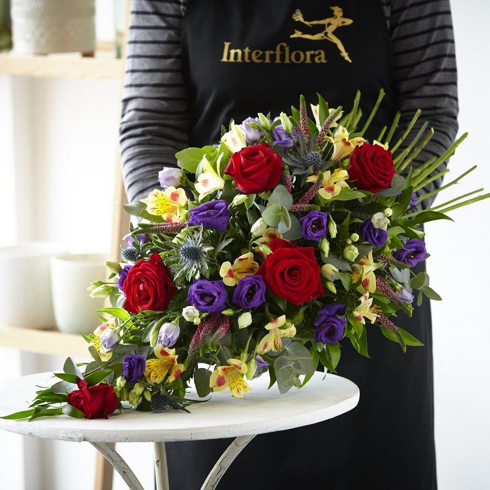 Meaningful tributes, made by hand