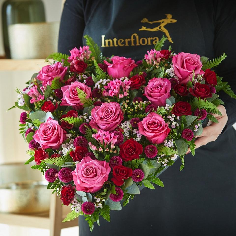 Meaningful tributes, always hand-crafted
