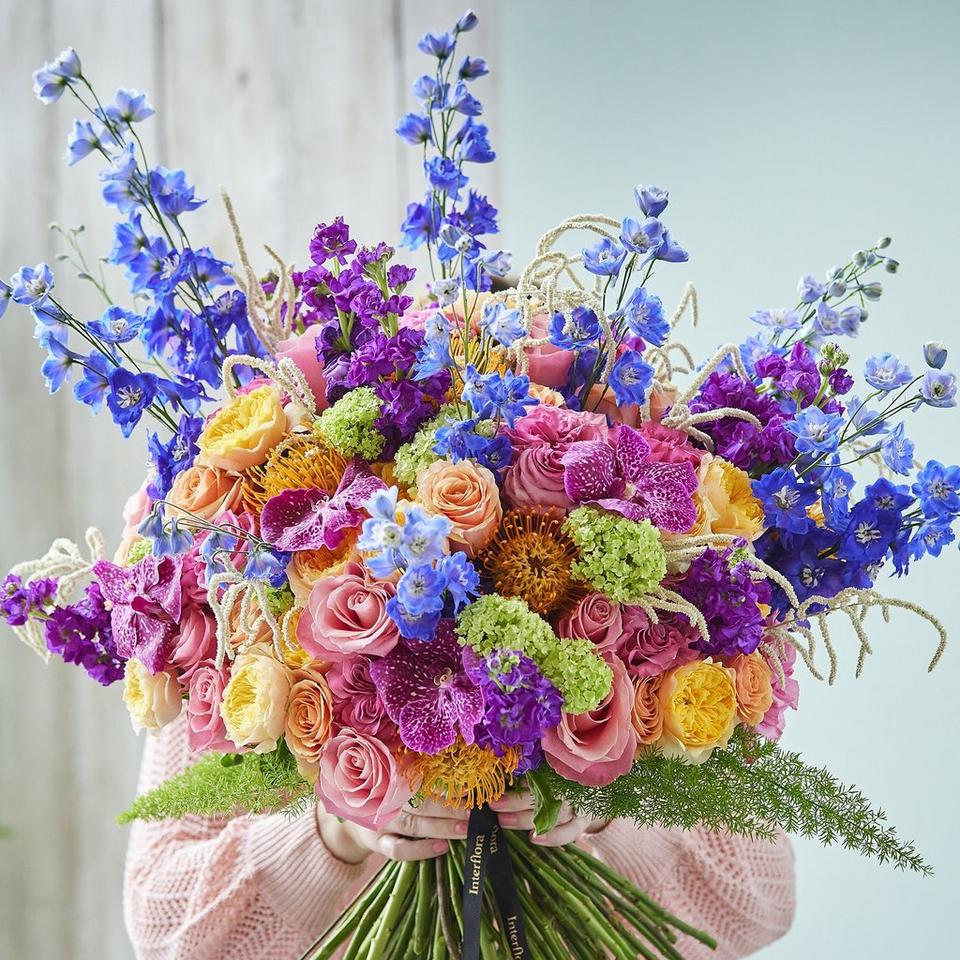 Spectacular Brights Ultimate Luxury Bouquet