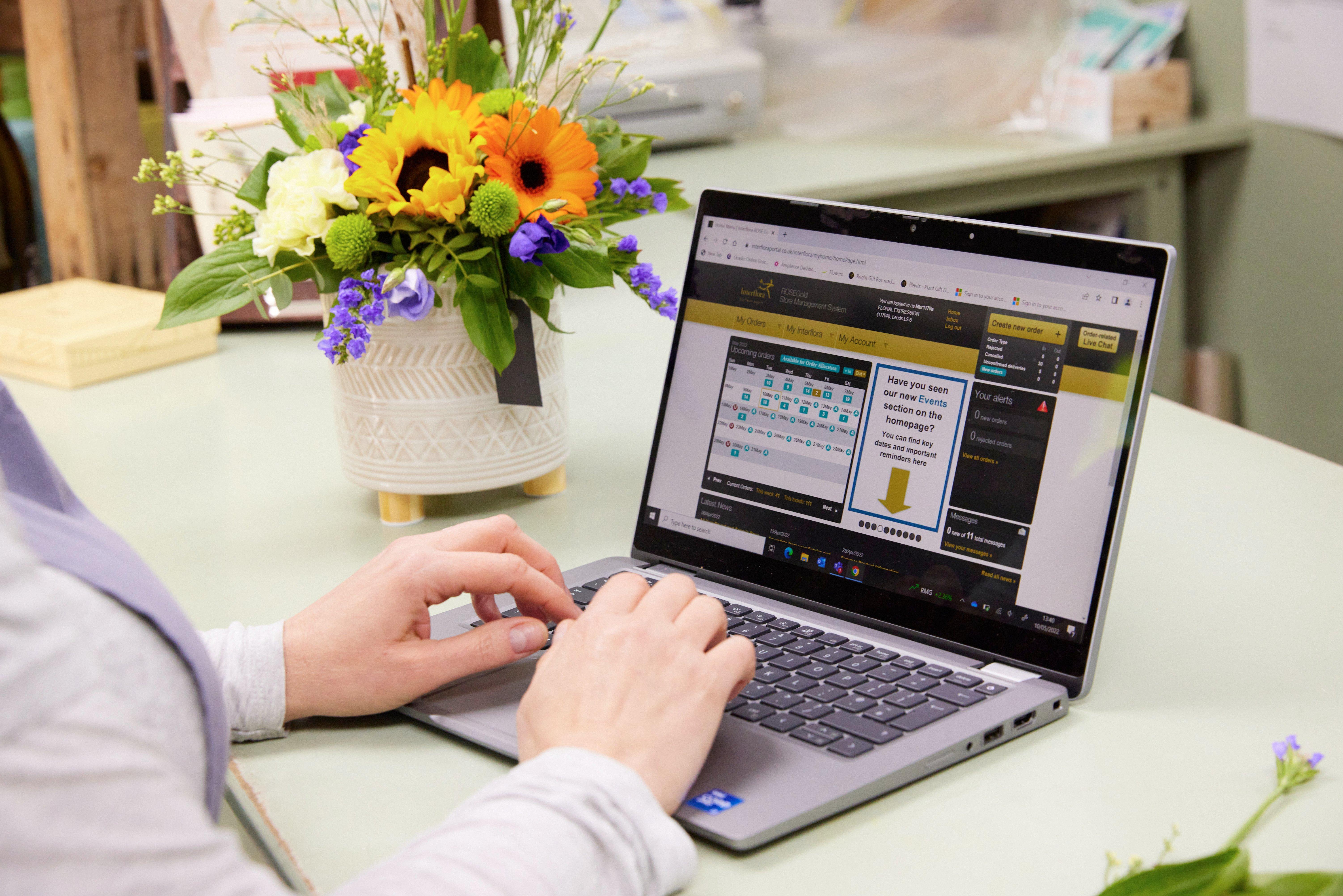 InFloShop100522-3028