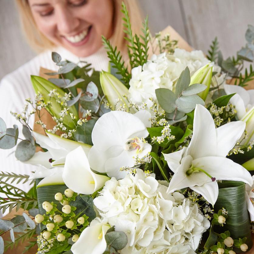 InterFlora220221-0103