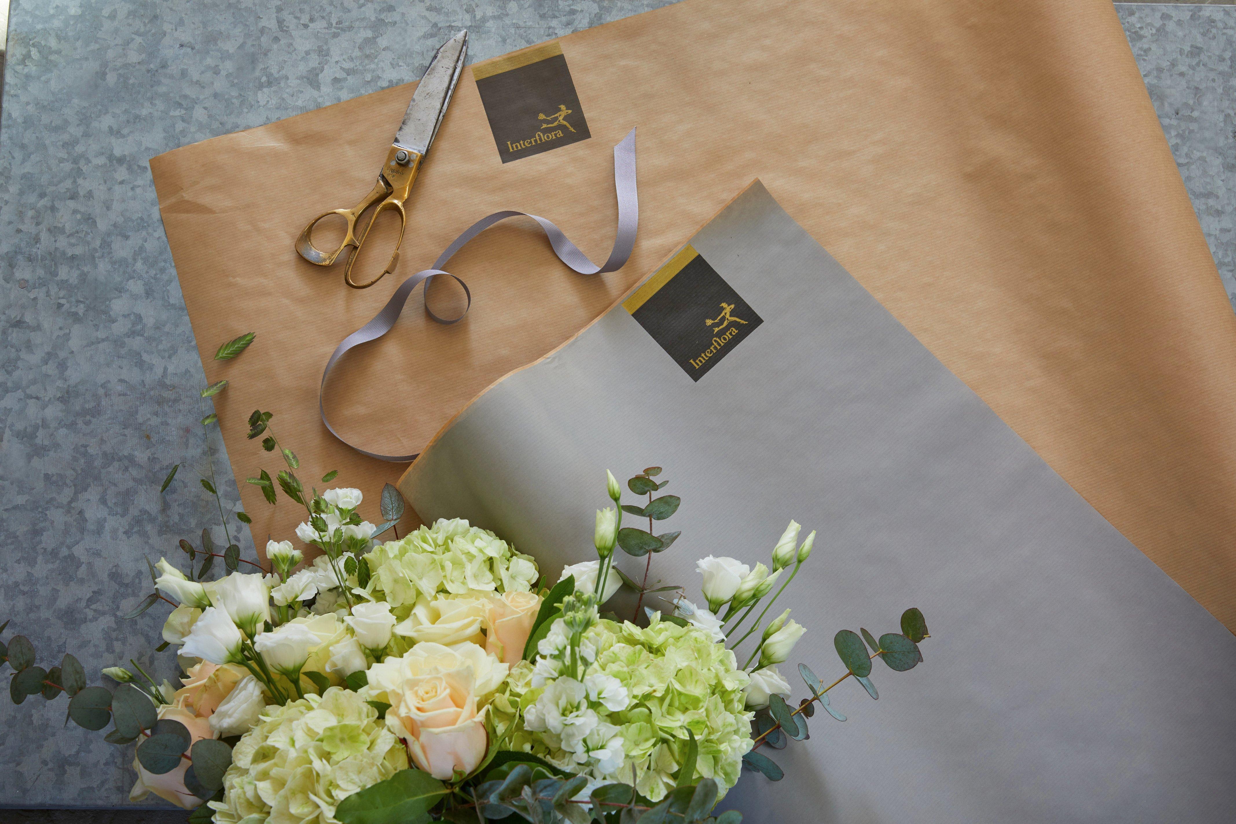 InterFlora220221-Grey-Plain_Craft