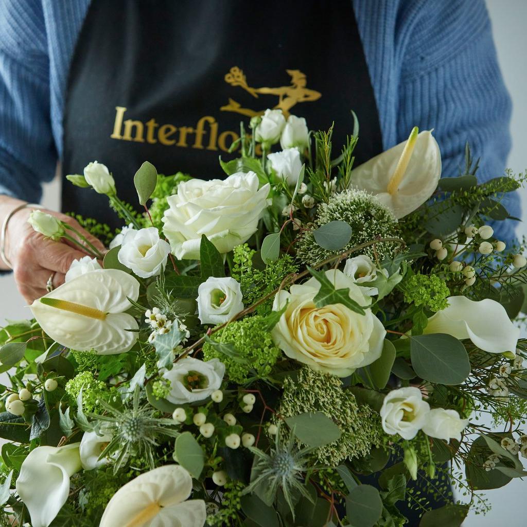 Interflora-florist-making-funeral-tribute