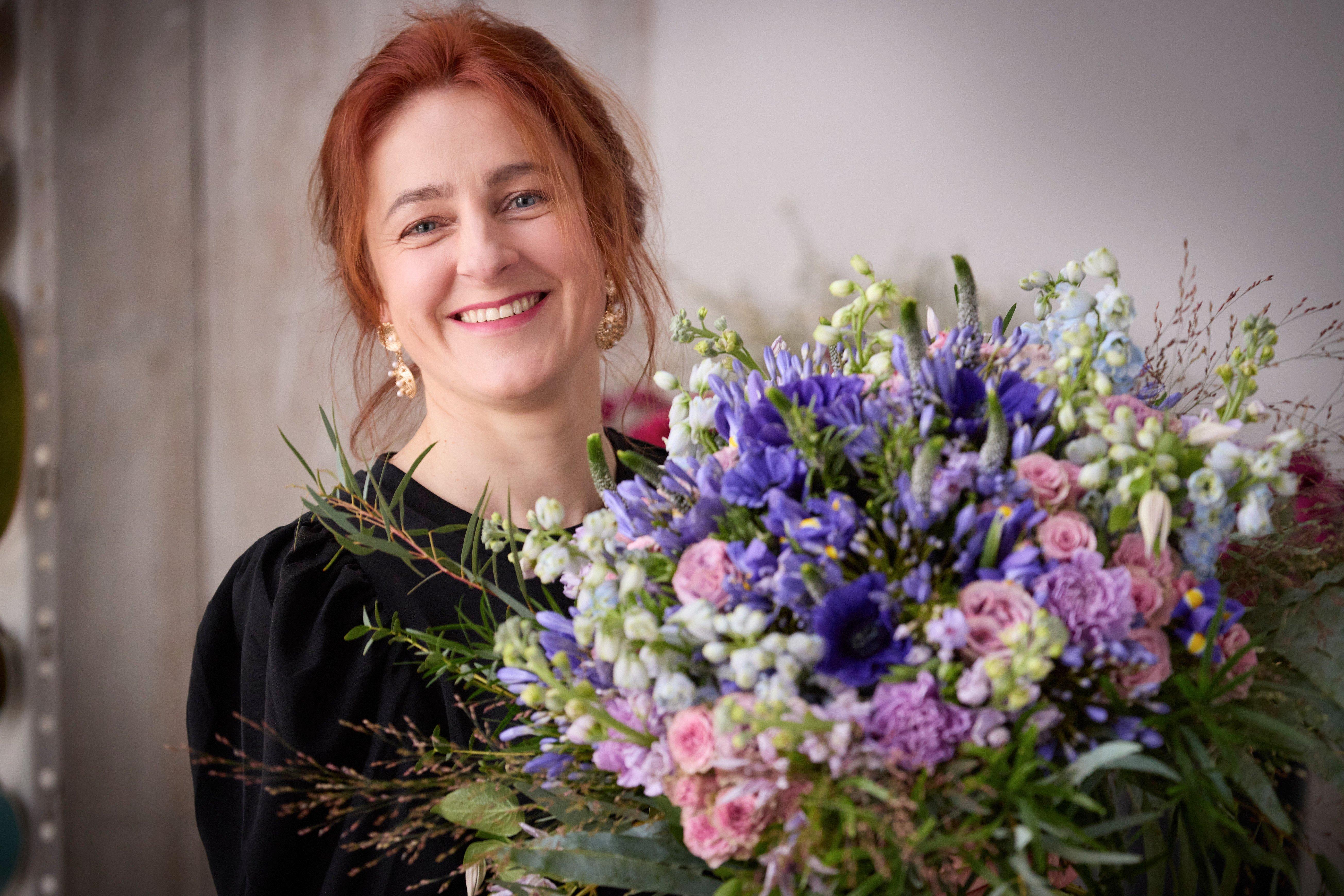 Same Day Flower Delivery Flowers Sent Today Interflora Ireland