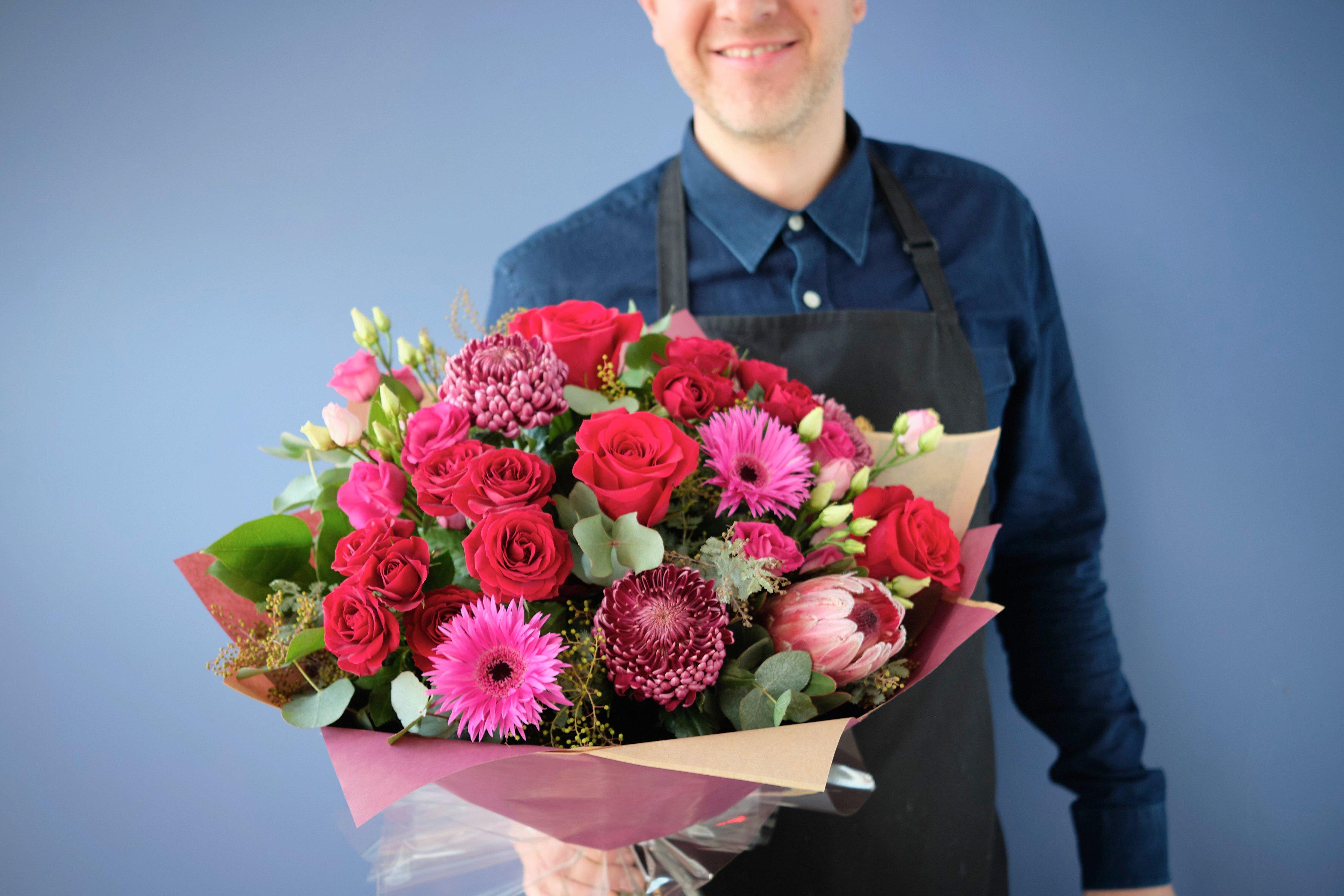 Interflora-luxury-pink-red-bouquet