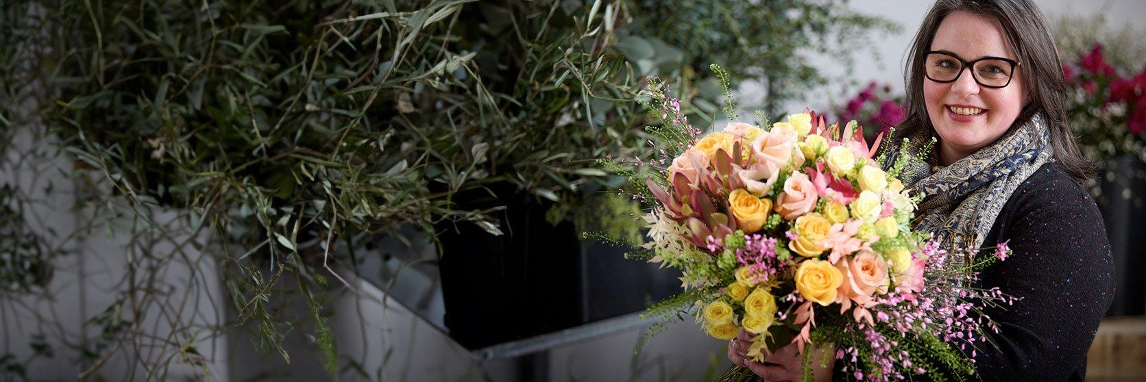 International Flowers Send Flowers Abroad Interflora Ireland