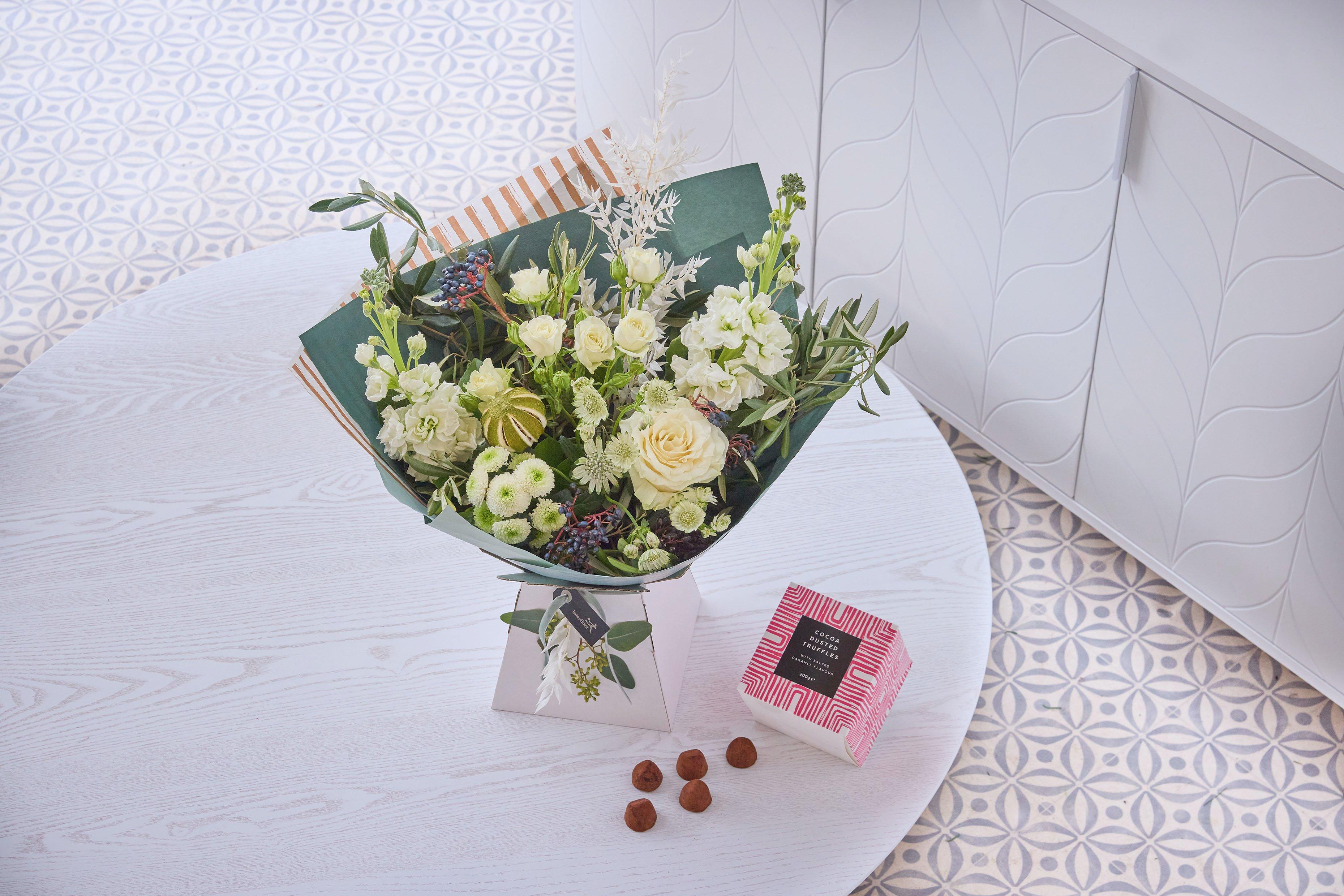 Interflora270125-WTHTBDL0100(MAIN)