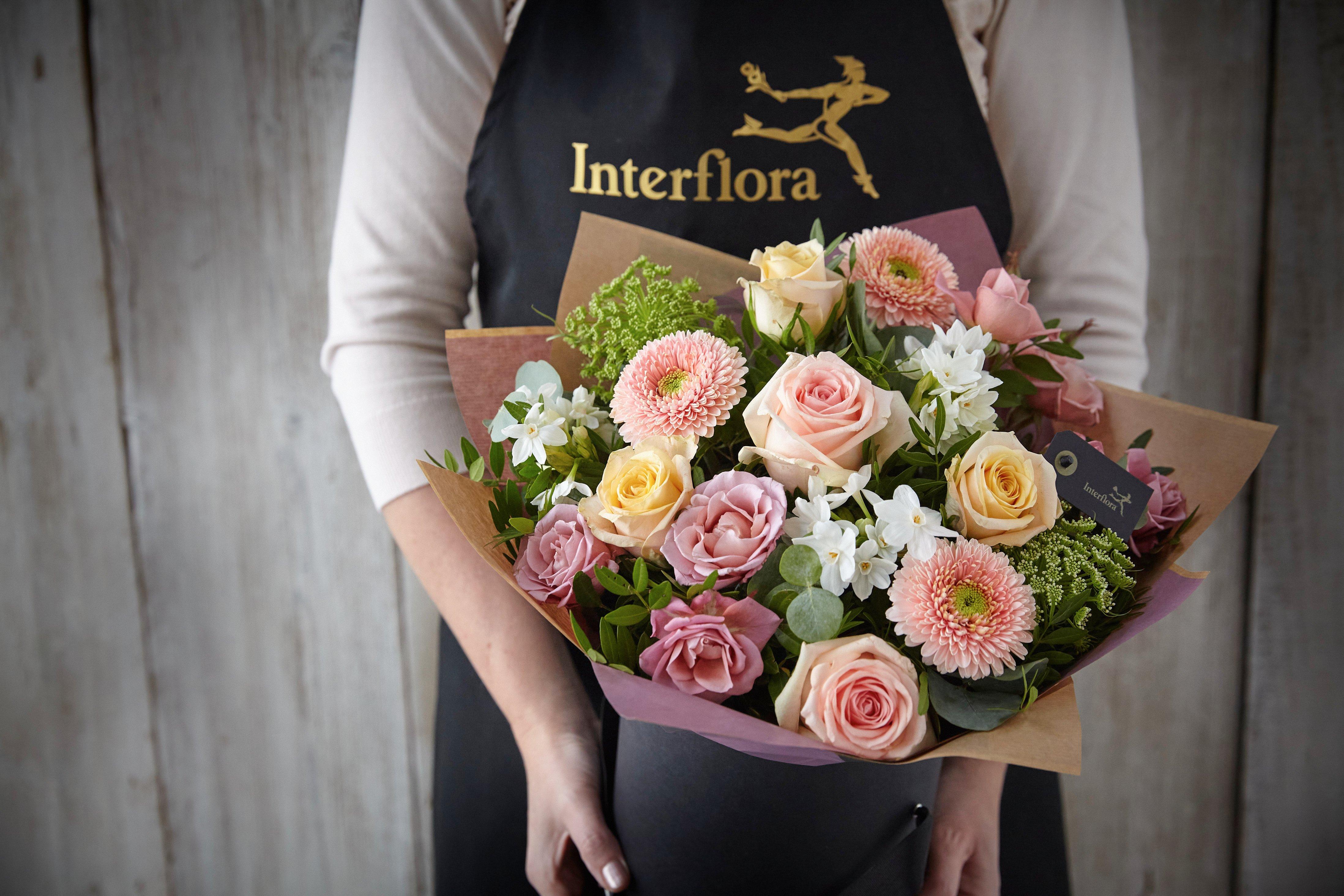 Interflora Help About Us Interflora Ireland