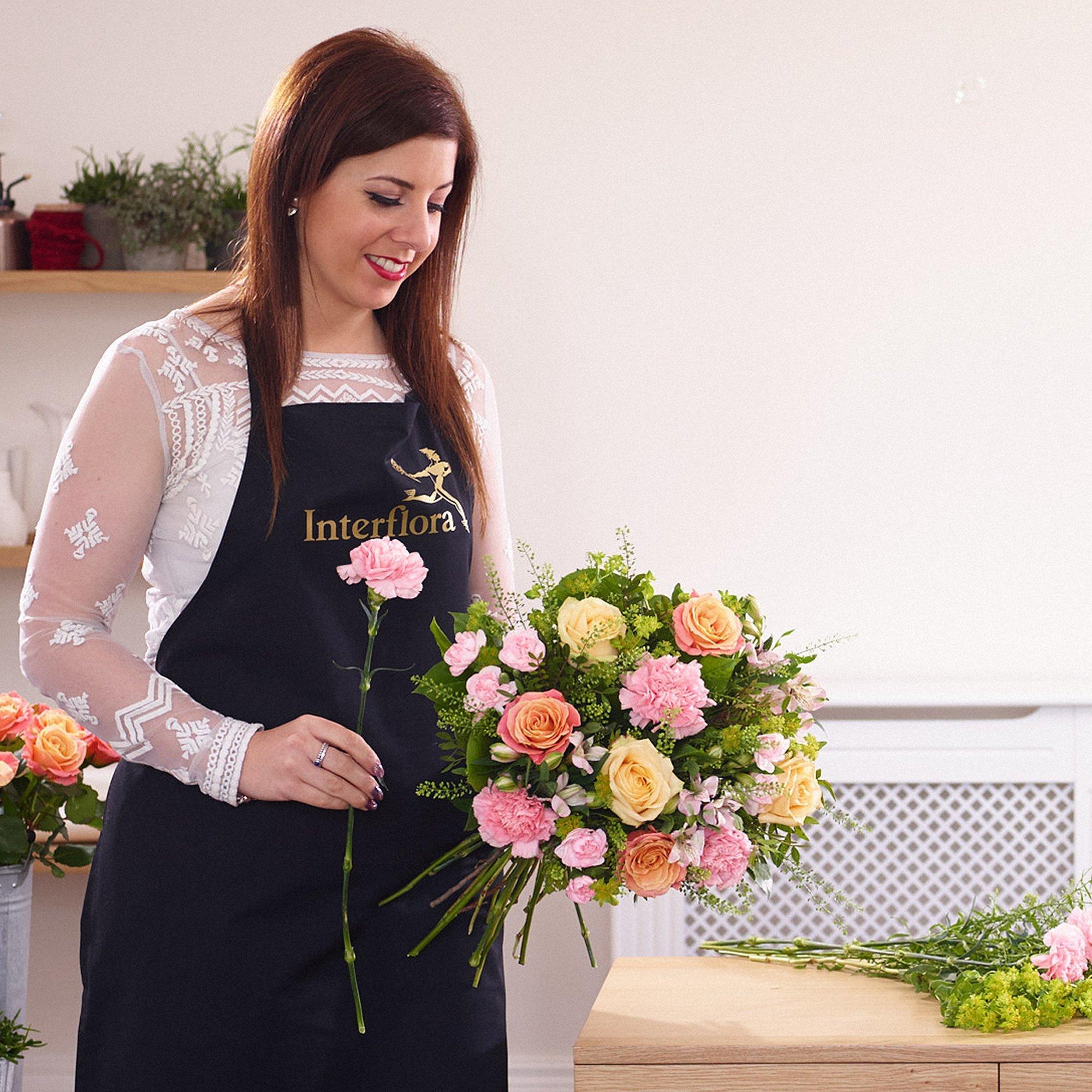 Sumptuous Mother's Day Hat Box Interflora Interflora Ireland