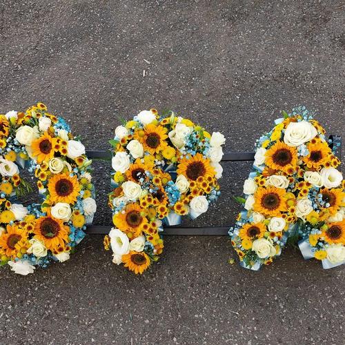 Regent_House_of_Flowers-Laura_Evison-funeral-tribute-lettering