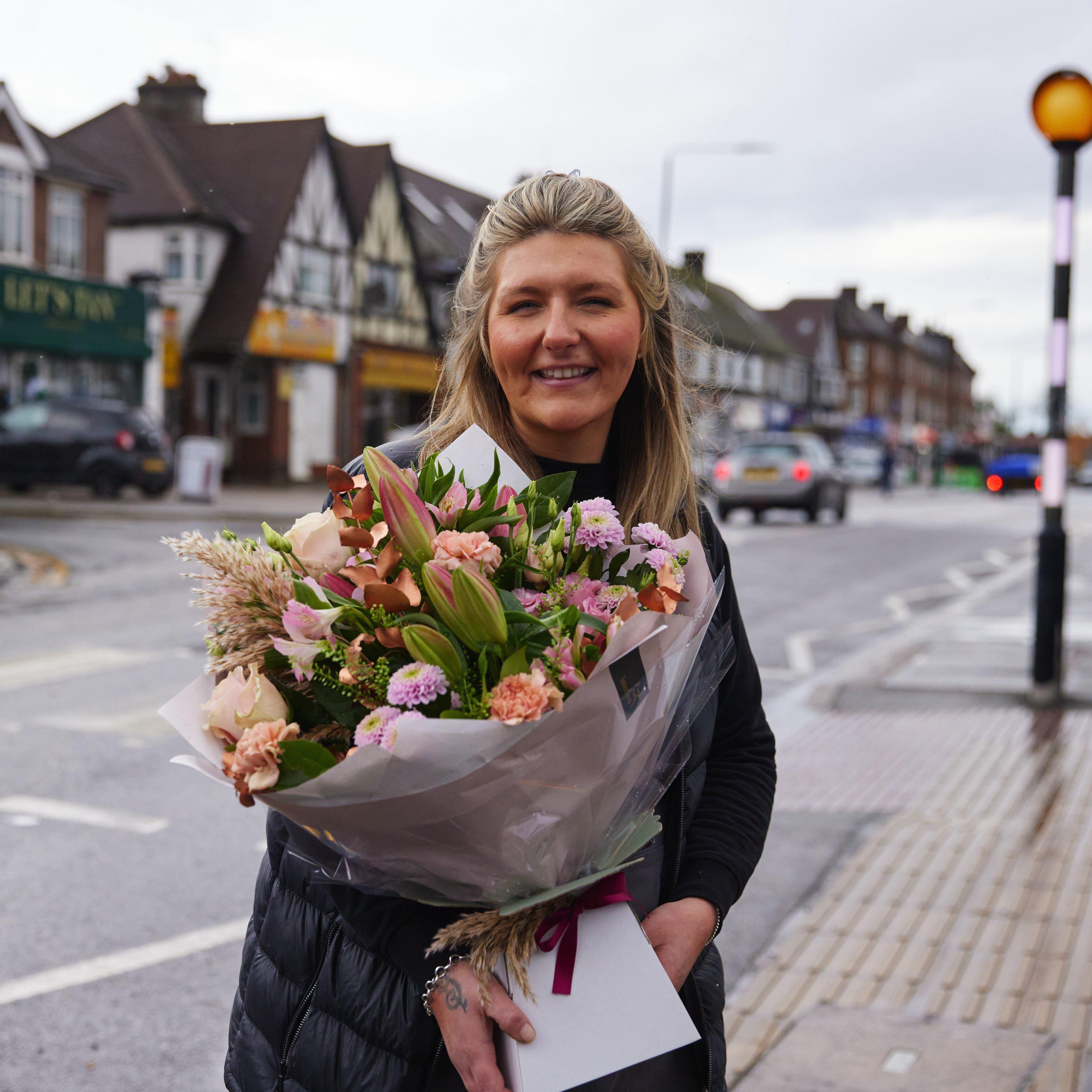 SHOPS_121223-03852_Square