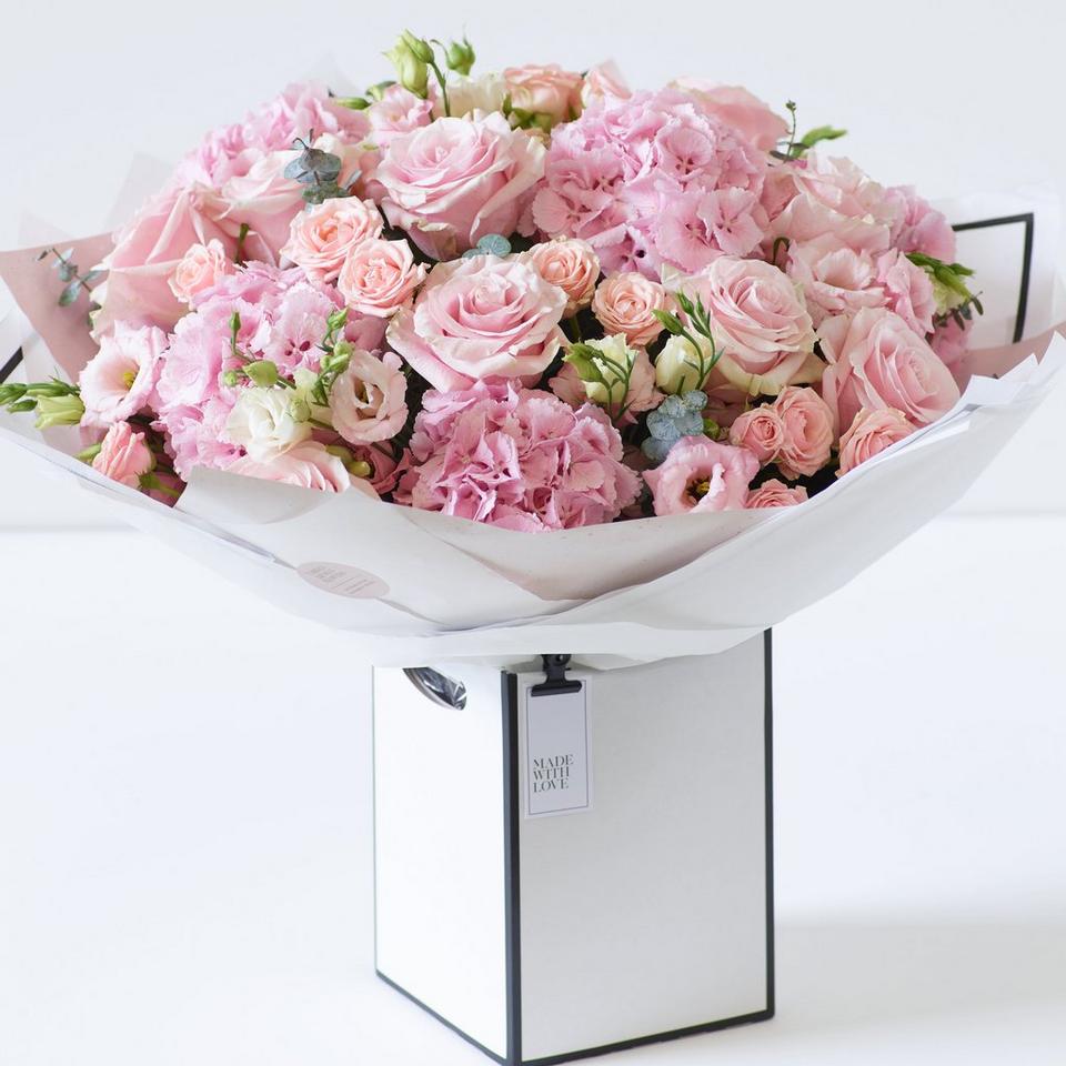 Beautifully Simple Showstopper Pink Bouquet