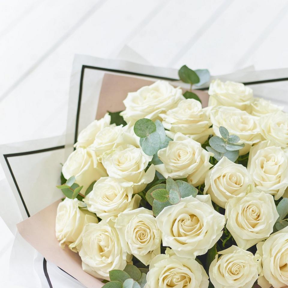 Image 4 of 5 of Luxury White Rose Bouquet