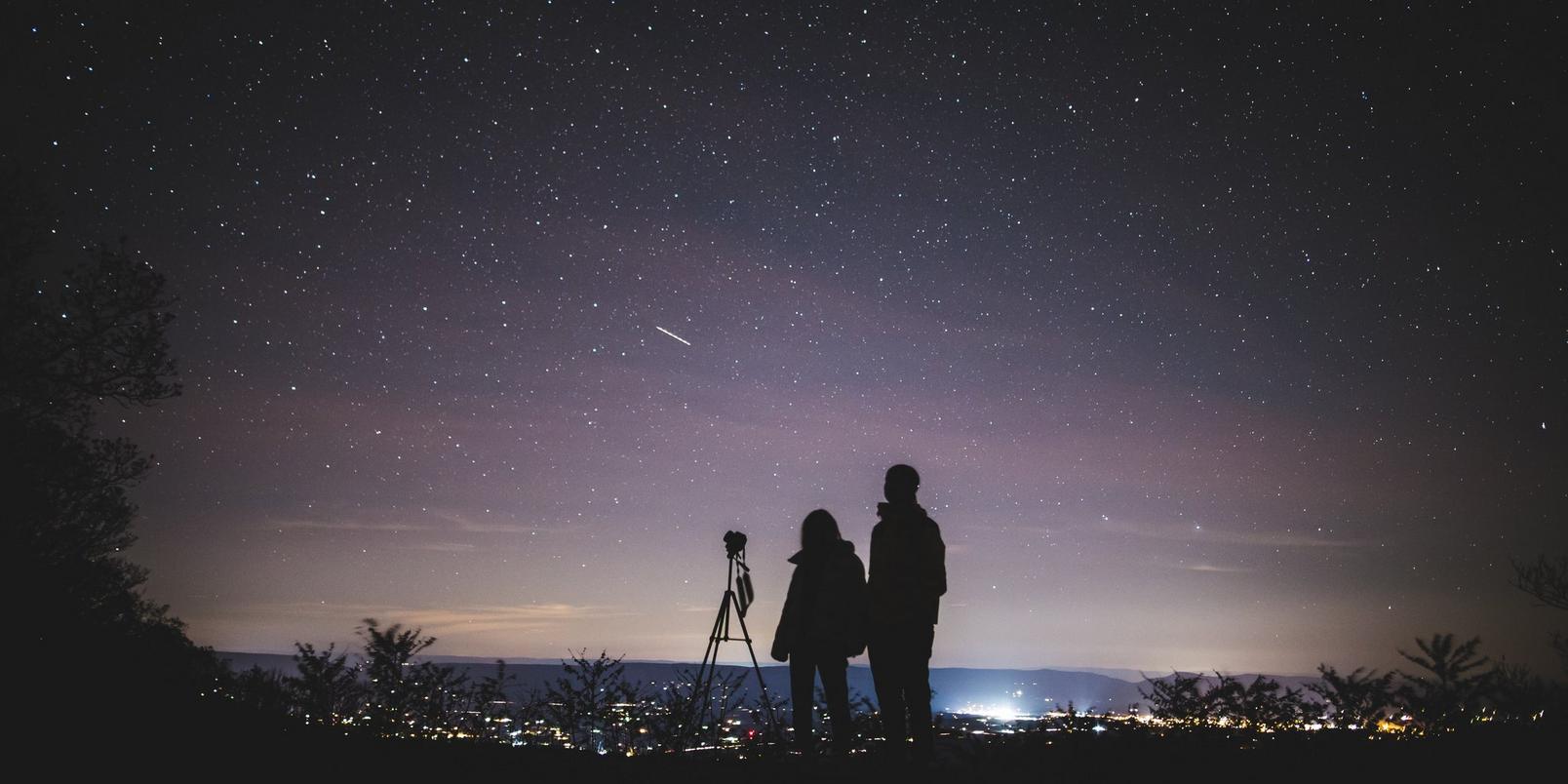 Stargazing Couple Date Night Idea