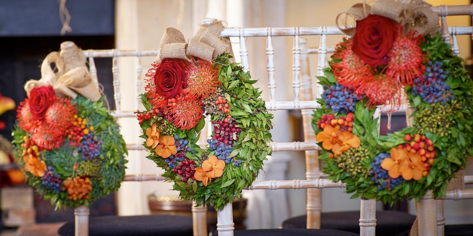 autumn-wedding-wreaths