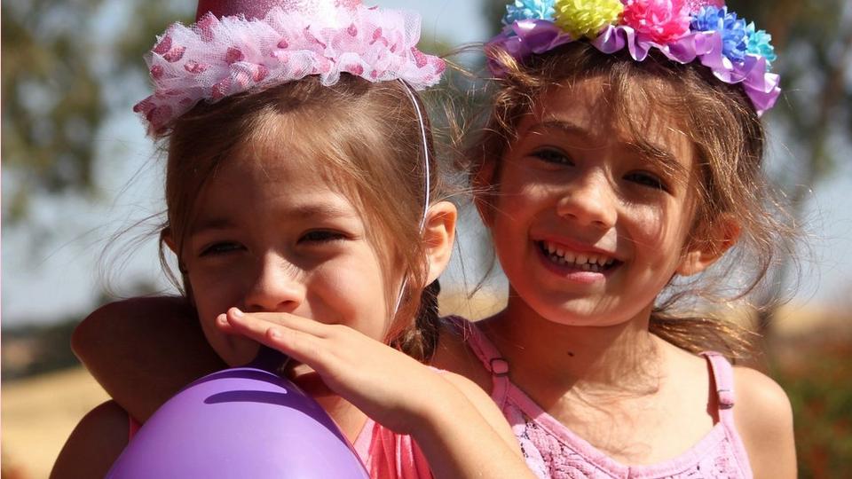 birthday-twin-girls