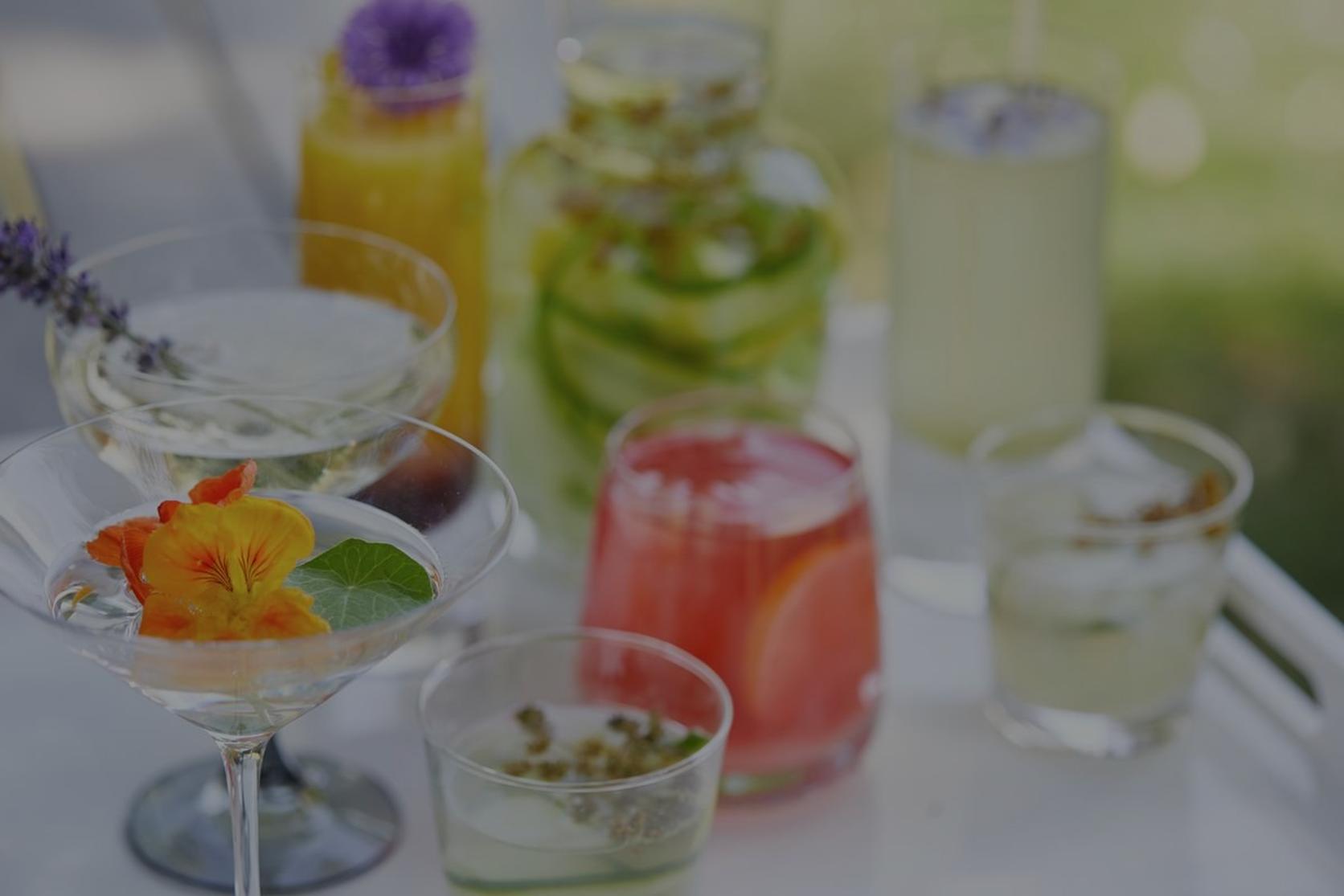 bright-floral-cocktails