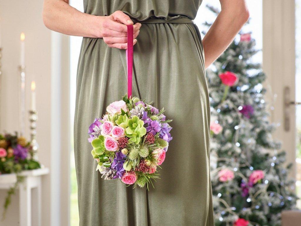 christmas-wedding-flowers-8