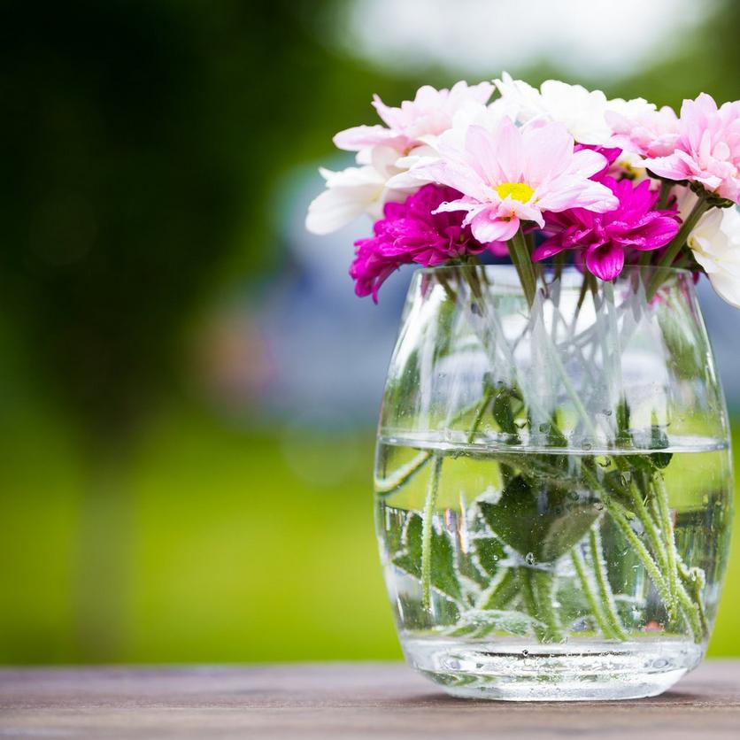 decorative-posy-of-fresh-pink-summer-flowers