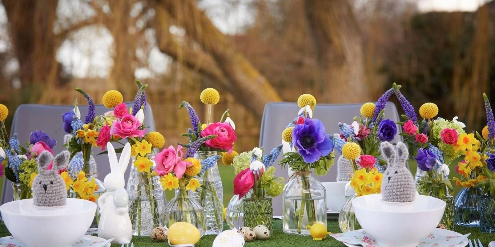easter-table-decorations-purple-pink-yellow