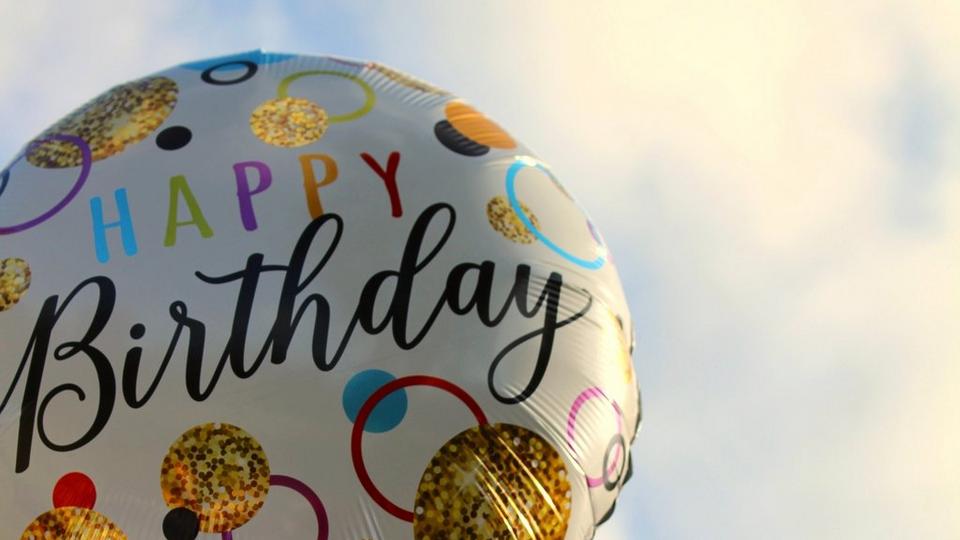 happy-birthday-balloon