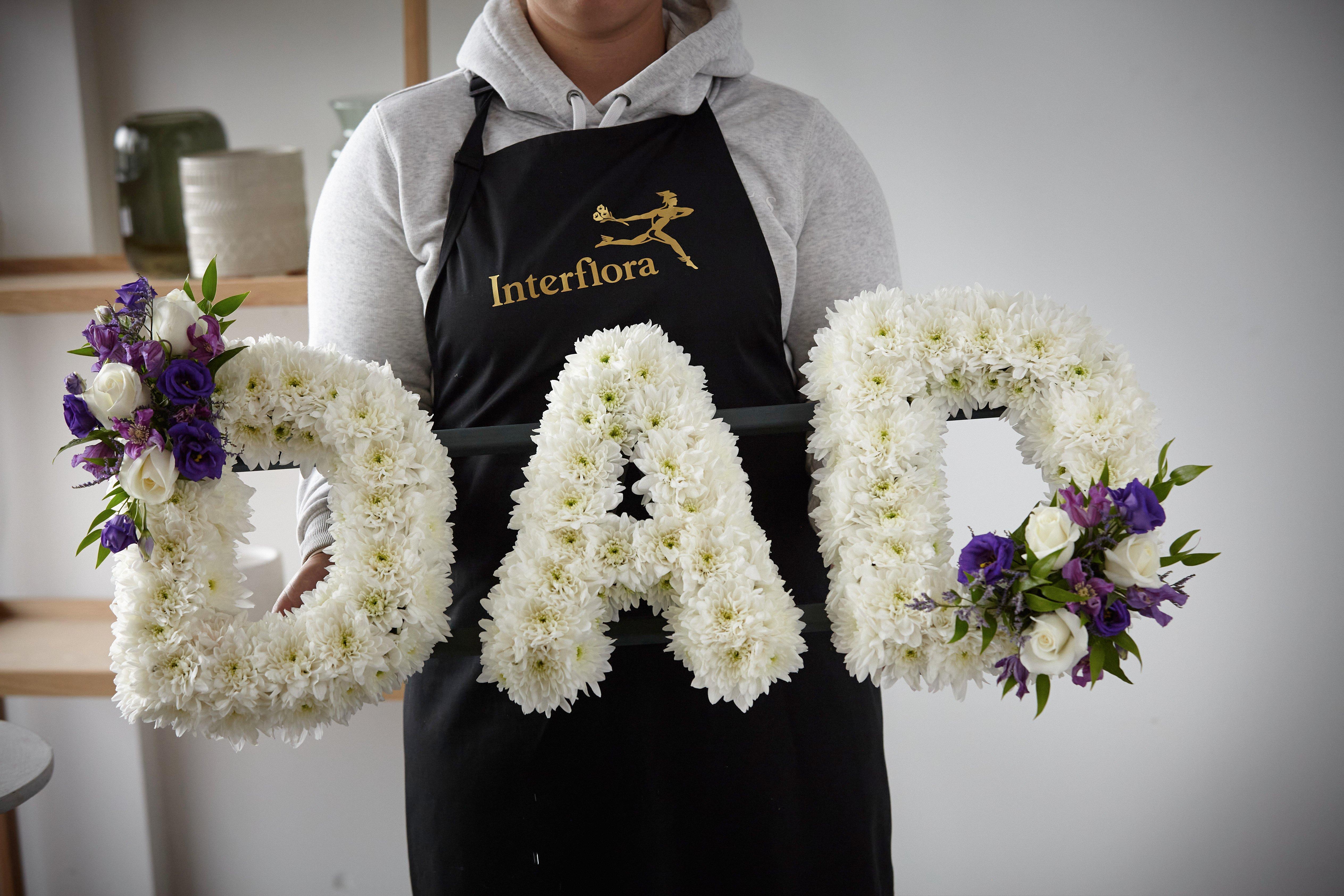 interflora-dad-funeral-tribute-lettering