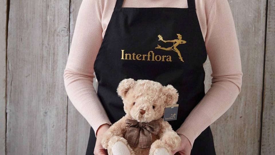 interflora-teddy-bear-finishing-touch-home