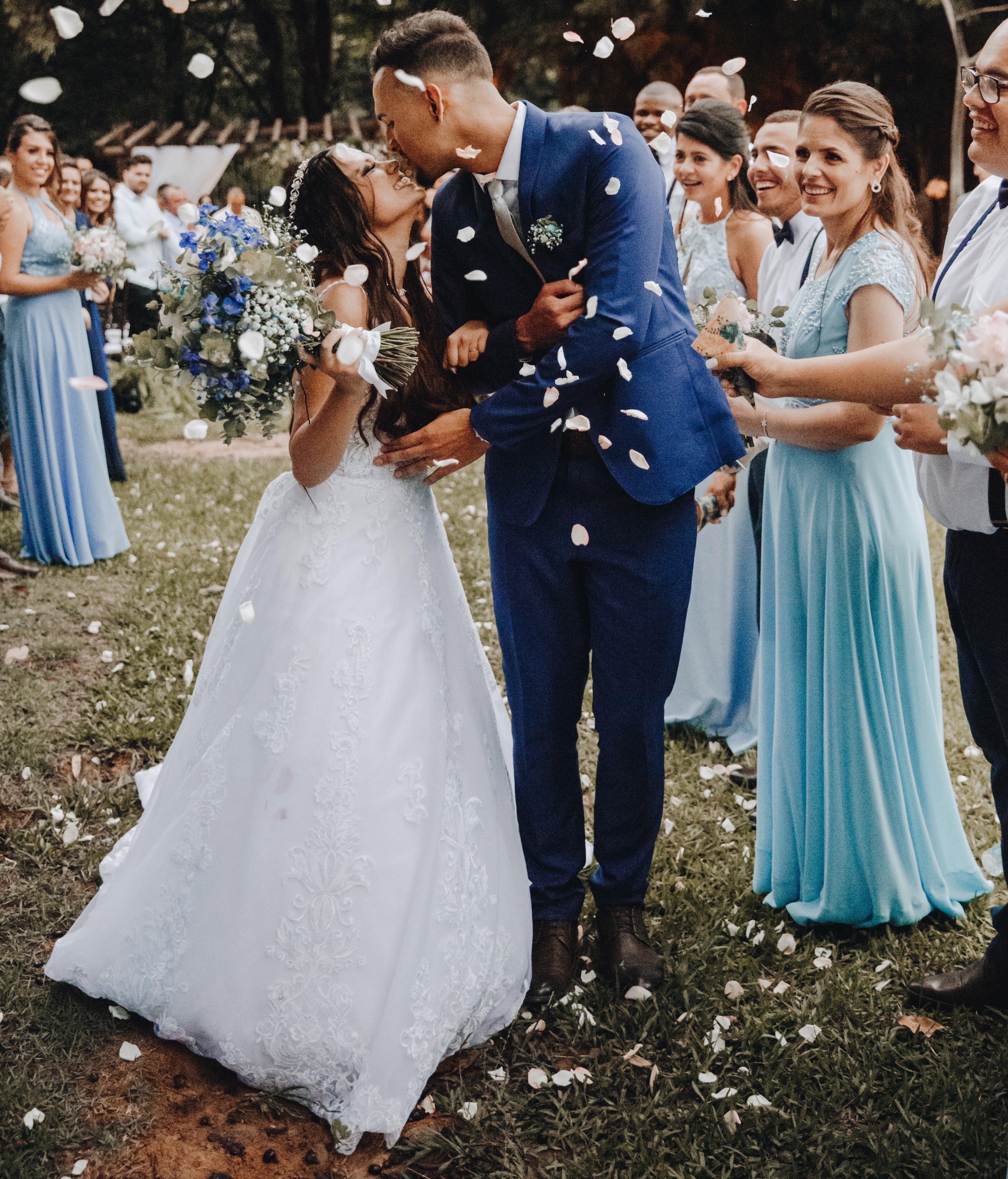 just-married-wedding-couple