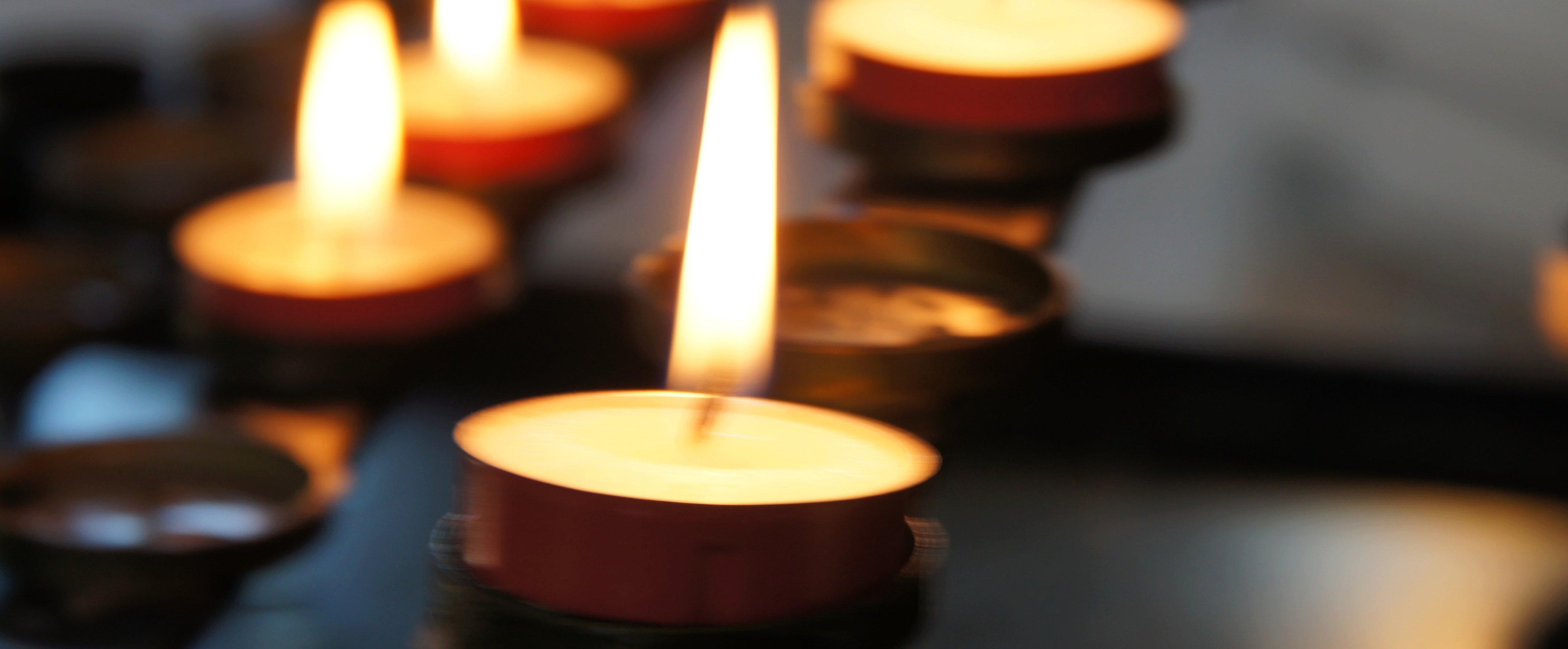lit-candles-banner