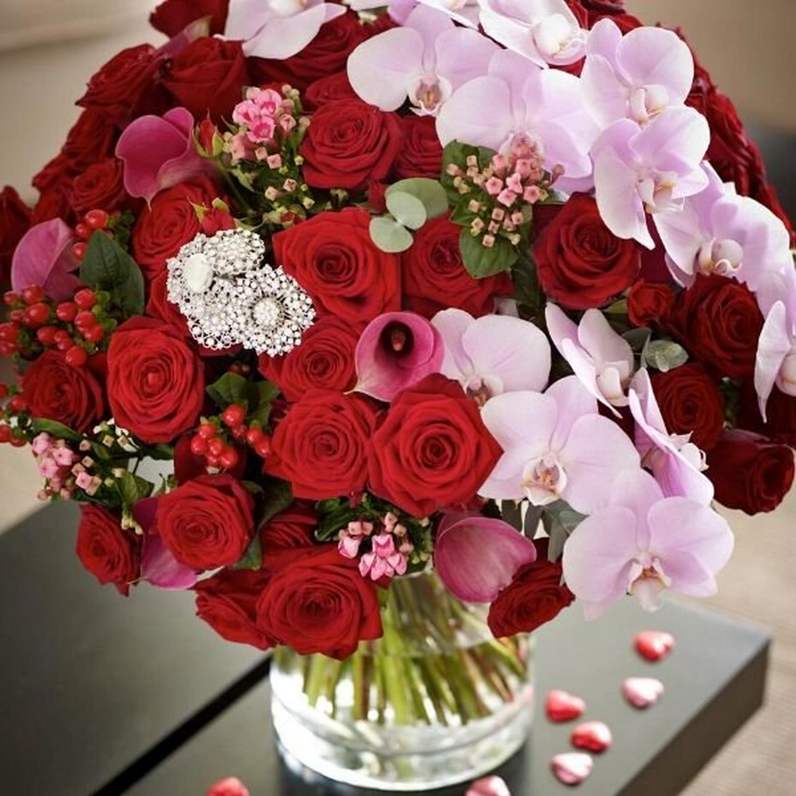 luxury-pink-red-romantic-bouquet