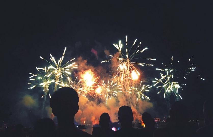 new-years-fireworks-white-orange