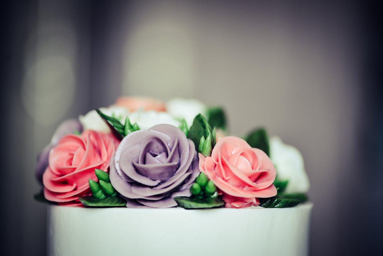 pink-purple-fondant-roses