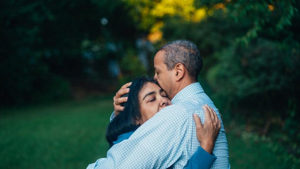 sympathy-hug