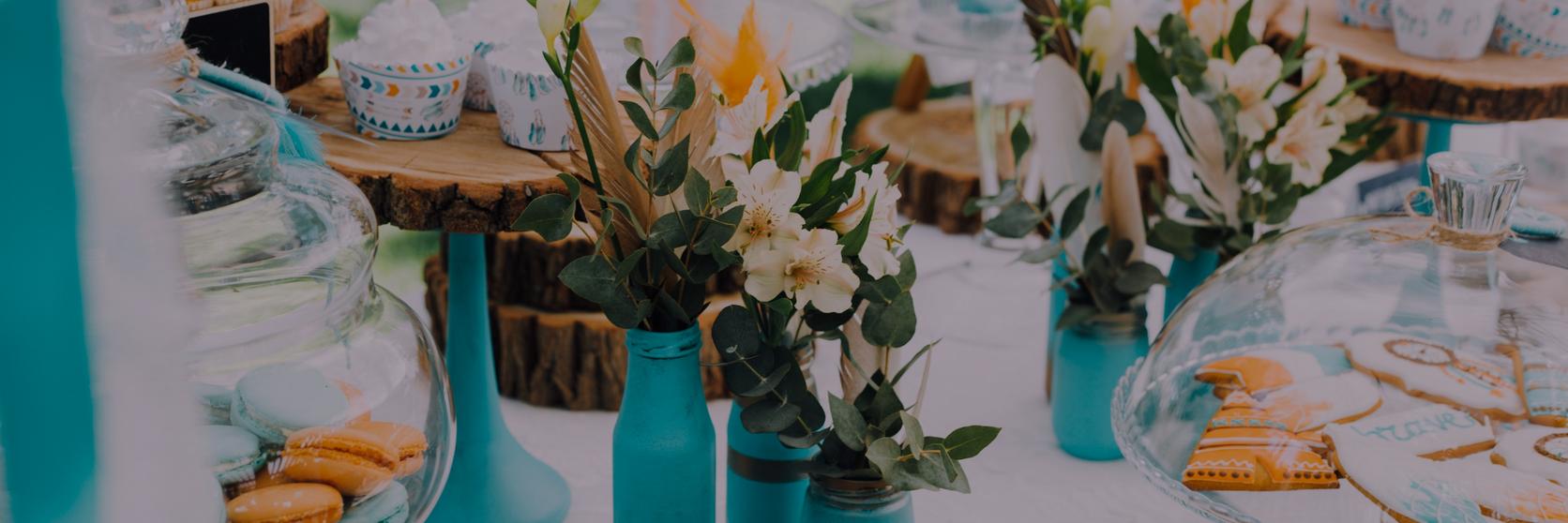 vases-flowers-birthday-table-arrangements