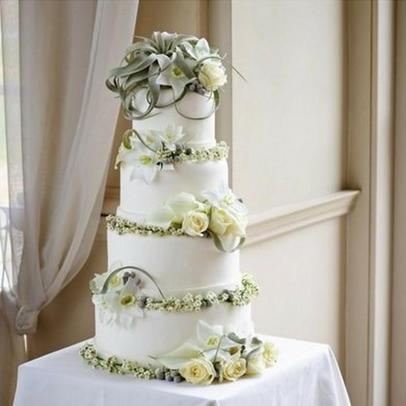 wedding-cake-floral-decorations