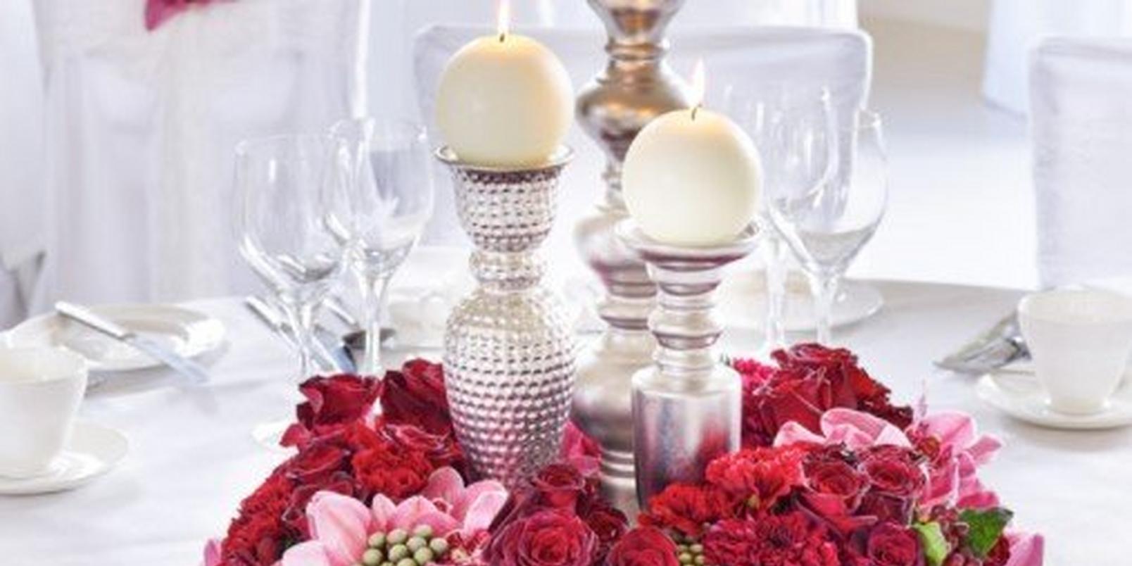 winter-wedding-table-arrangement